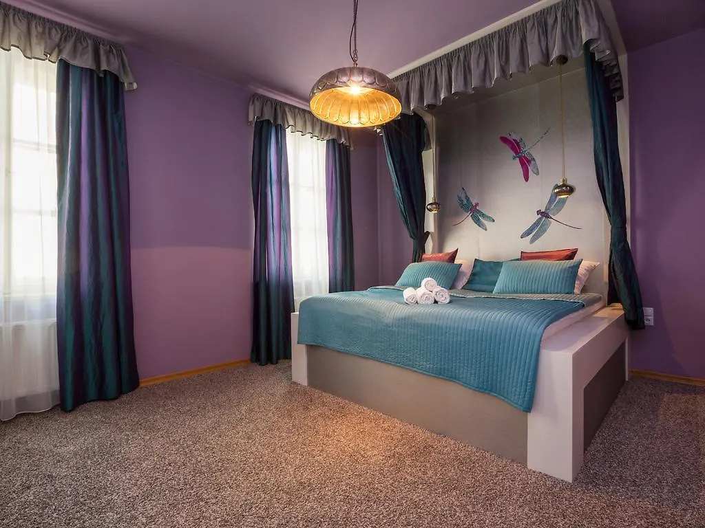 Lovely Prague Apartments - Truhlarska